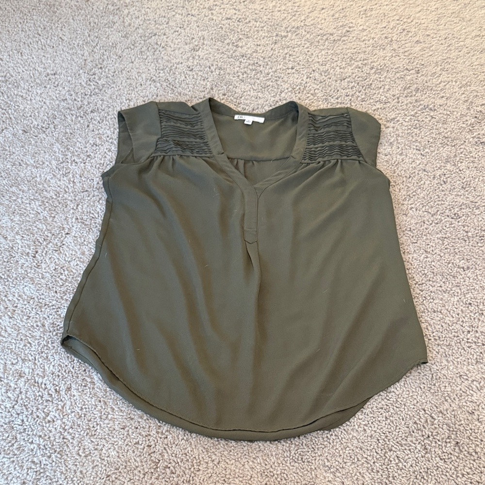 DR2 Olive Green Sleeveless V-Neck Blouse